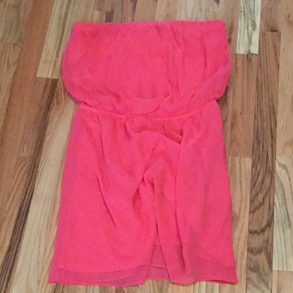 Strapless dress